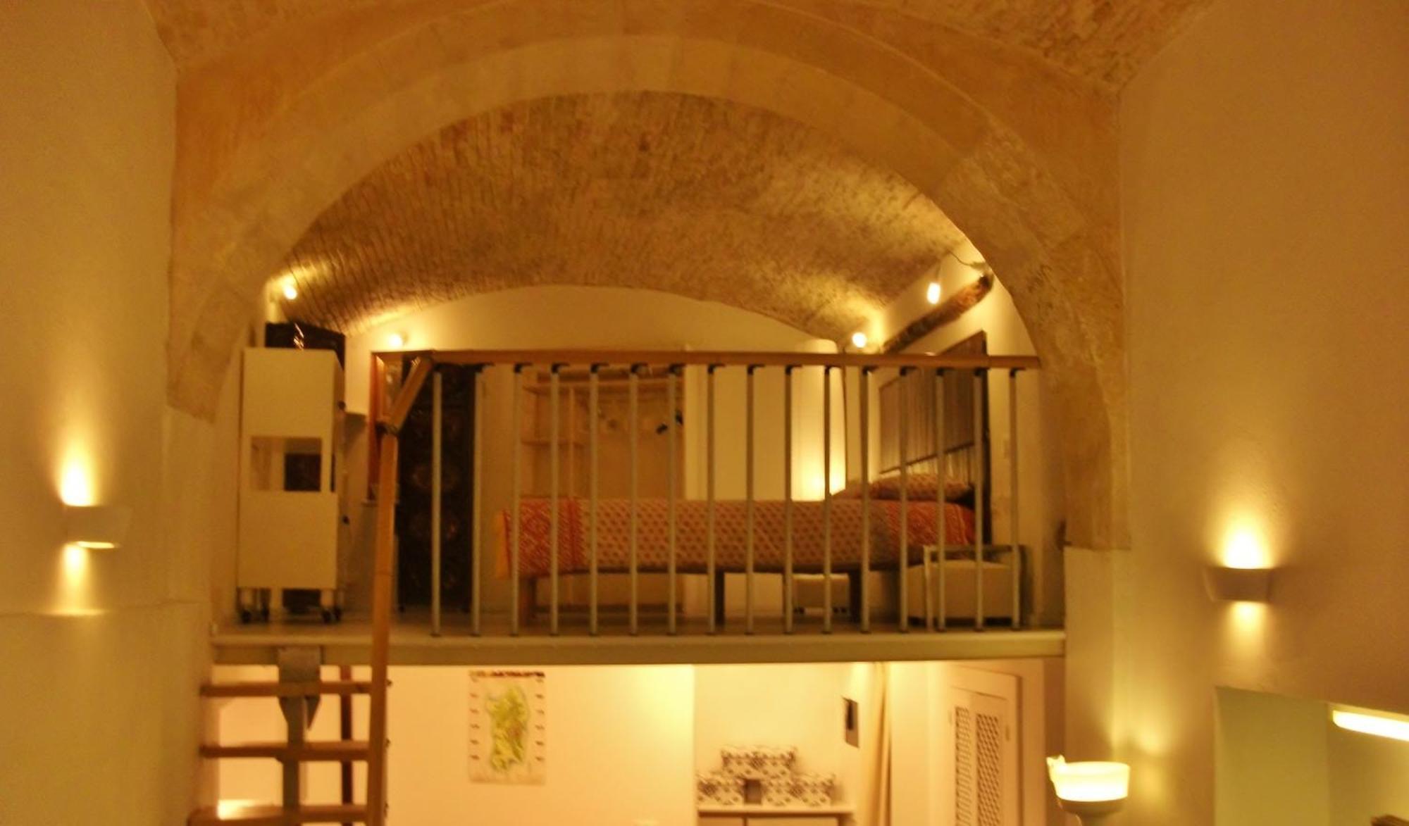 Residenze Palazzo Pes Lägenhet Cagliari Rum bild
