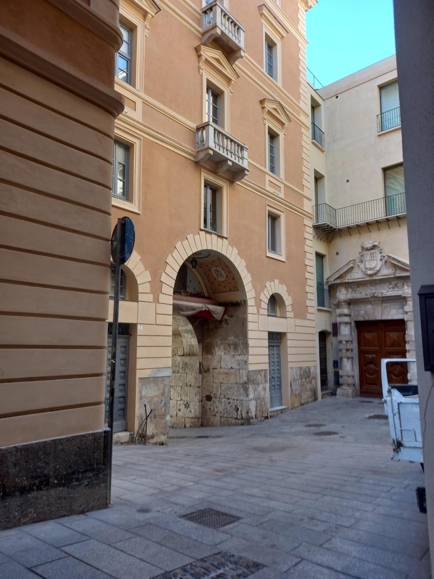 Residenze Palazzo Pes Lägenhet Cagliari Exteriör bild
