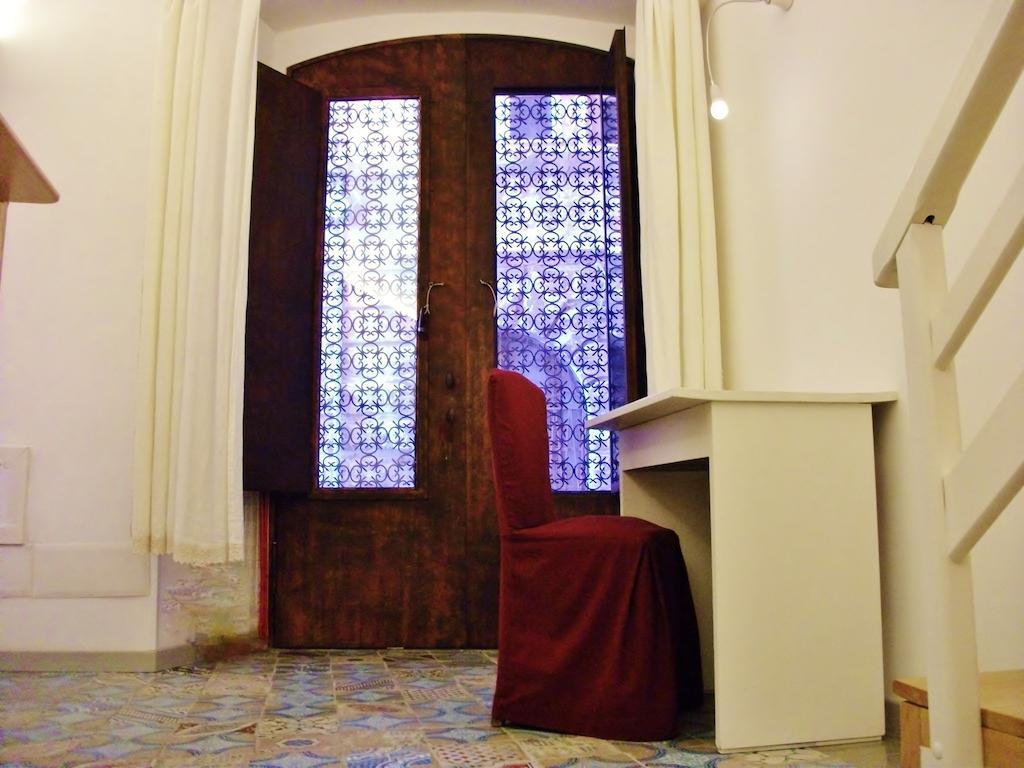 Residenze Palazzo Pes Lägenhet Cagliari Rum bild