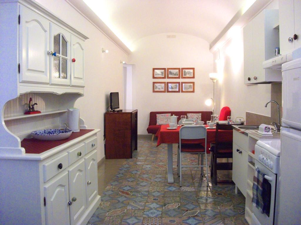 Residenze Palazzo Pes Lägenhet Cagliari Exteriör bild