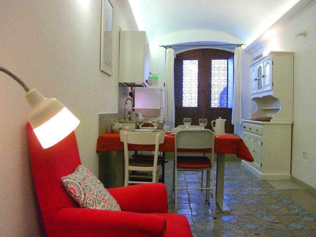 Residenze Palazzo Pes Lägenhet Cagliari Exteriör bild